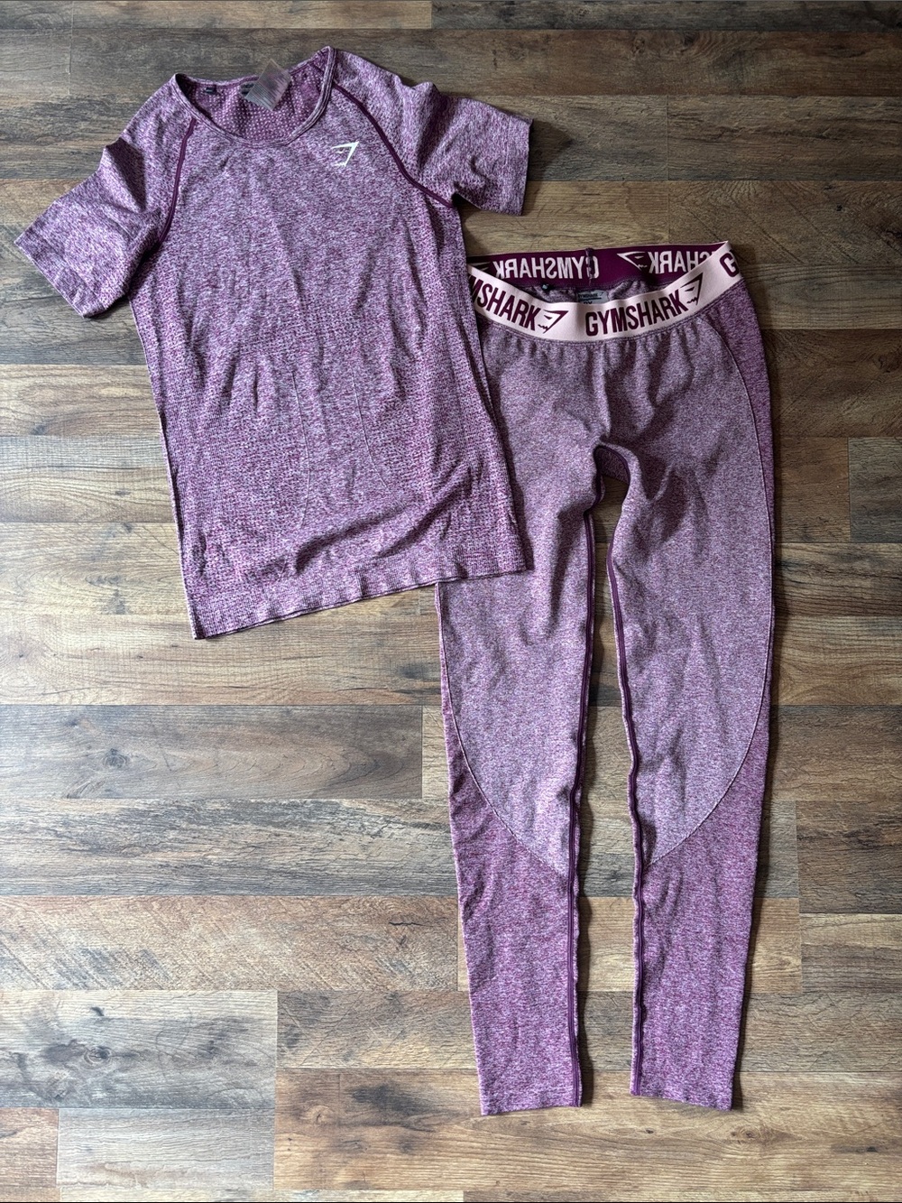 Gymshark purple Vital Seamless Tee and Flex Seamless Leggings set size large